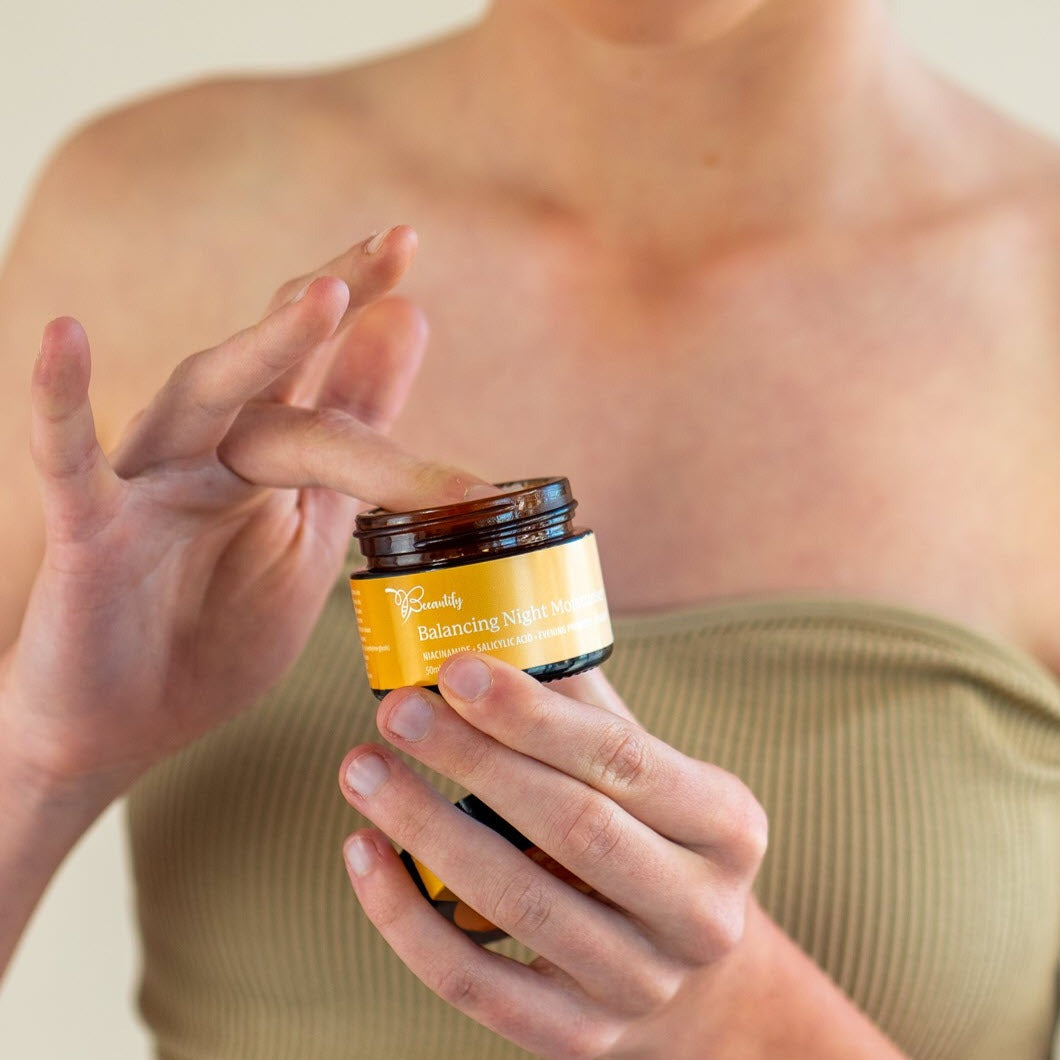 beeautify-model-holding-balancing-night-moisturiser-2