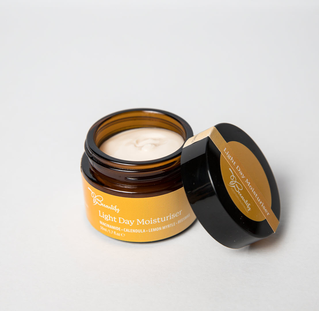 beeautify-light-day-moisturiser-50ml-open